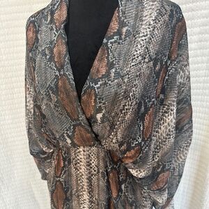 BUDDY LOVE JUDE LONG SLEEVE V NECK SIDE SLIT SNAKE PRINT MAXI DRESS MSRP $142